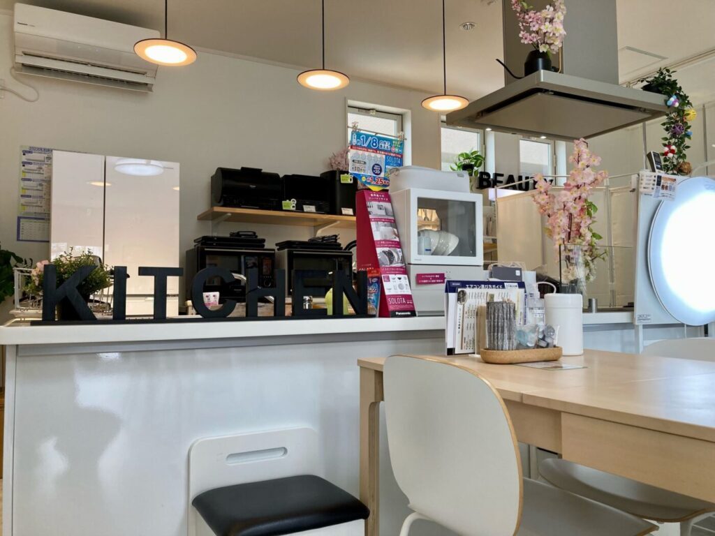 ファミリー電気商会 大津店